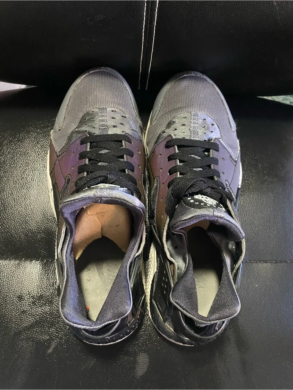 Nike Men’s Huarache Sneakers in Grey and Black Size 11